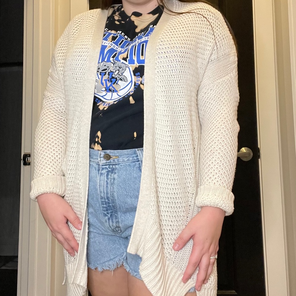 American Eagle Cardigan
